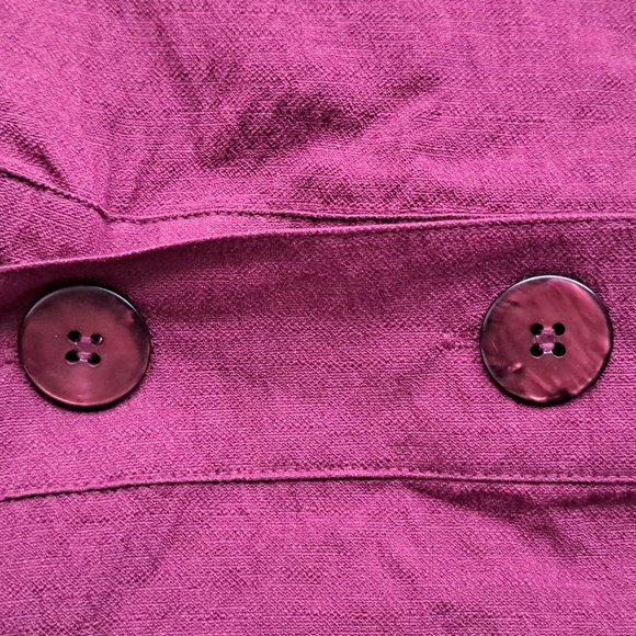 John Mark Solid Woven Wire Collar 3/4 Batwing Sleeve Button Front Tunic - Picture 3 of 7